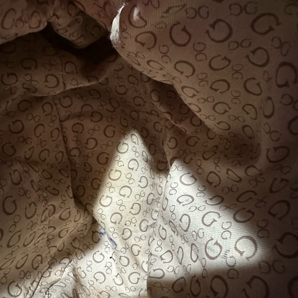 Guess Gray And Black Patterned Backpack - image 3